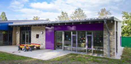 Vier Farben, fünf Gruppen